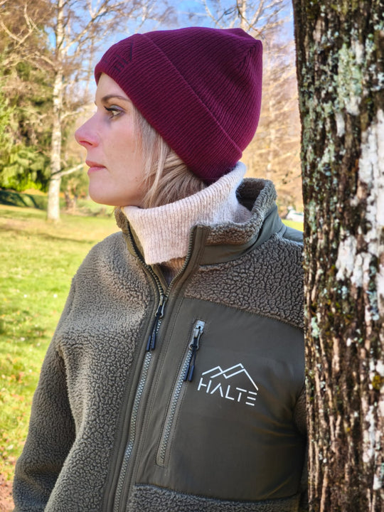 Bonnet côtelé bio brodé noir